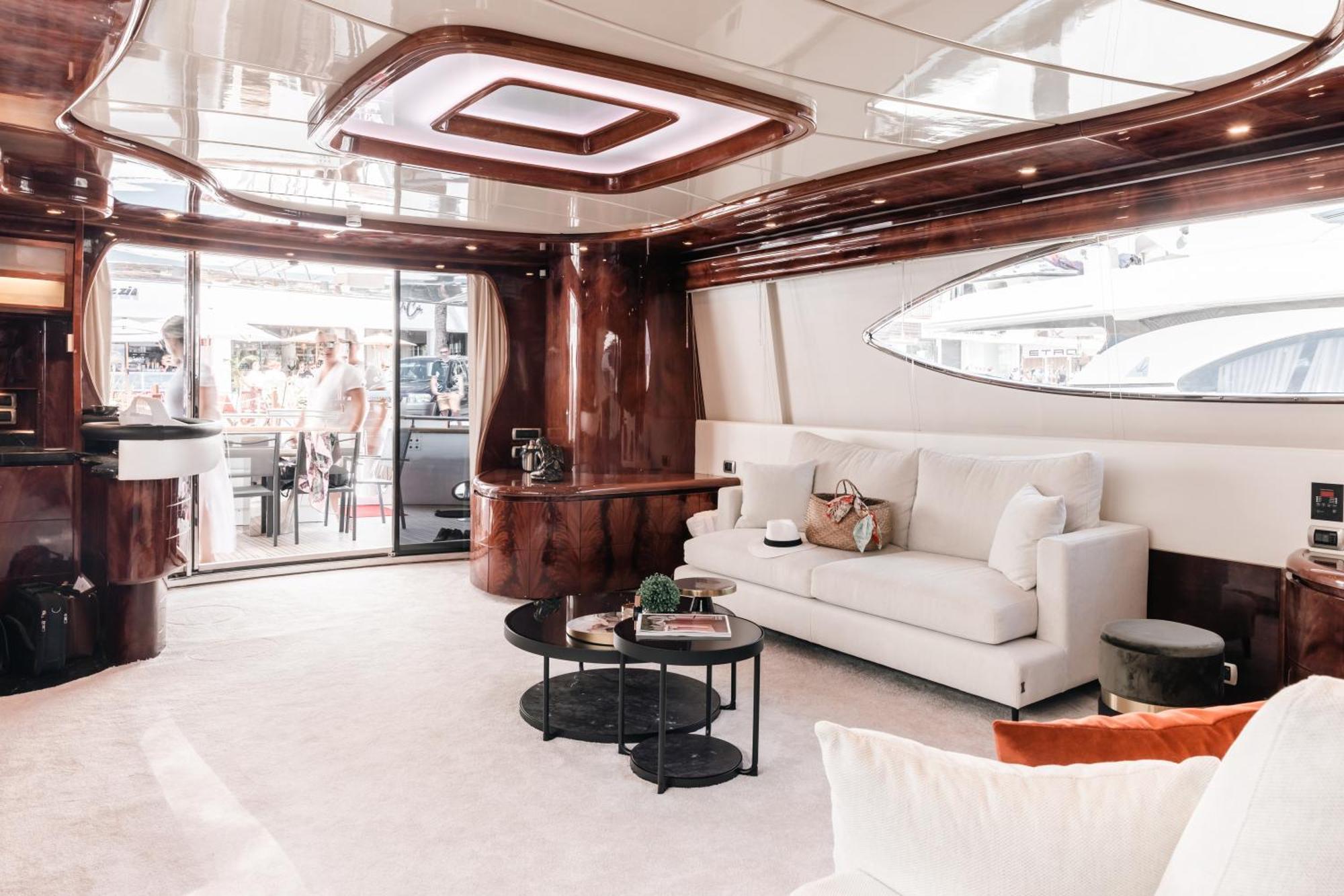 Botel Super Yacht Located In Puerto Banus